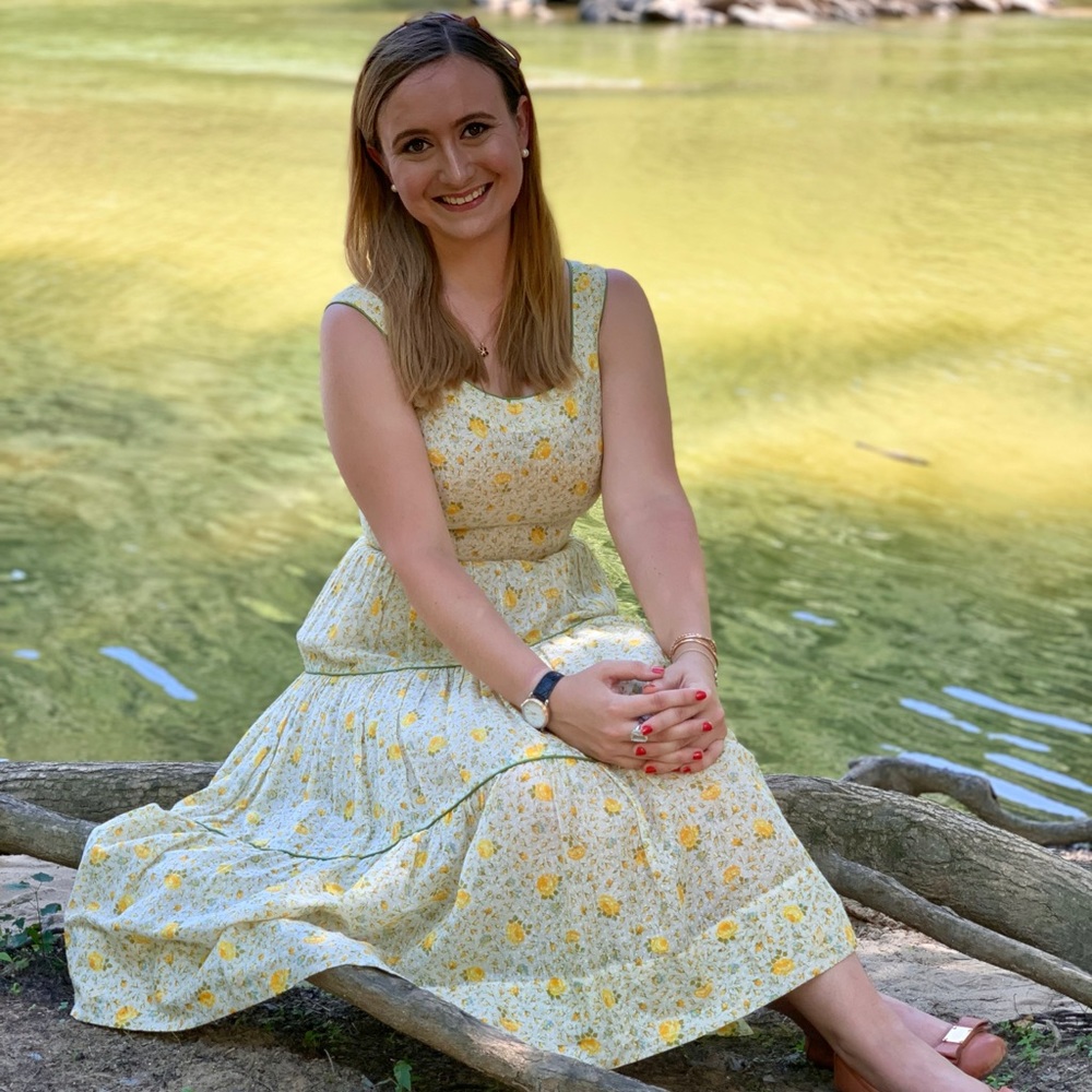 Meet your Posher, Caitlin